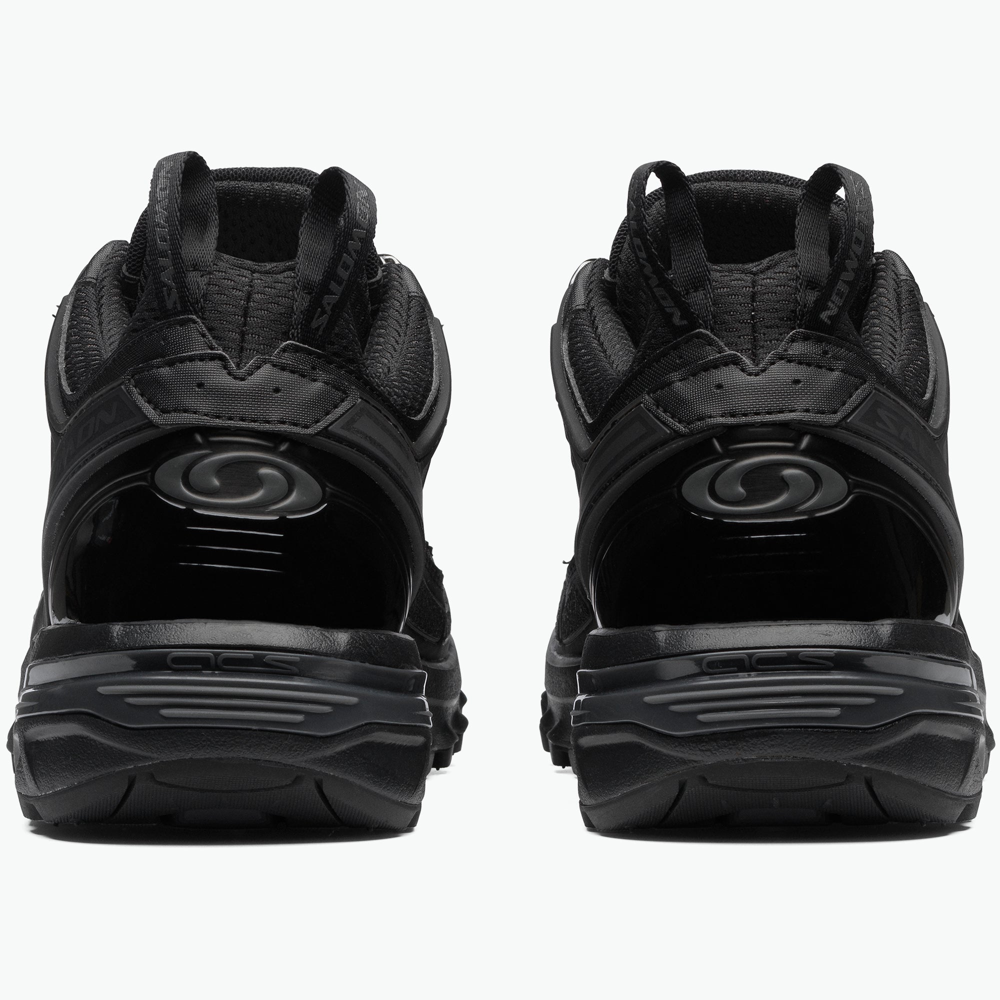 Black/Black/Black