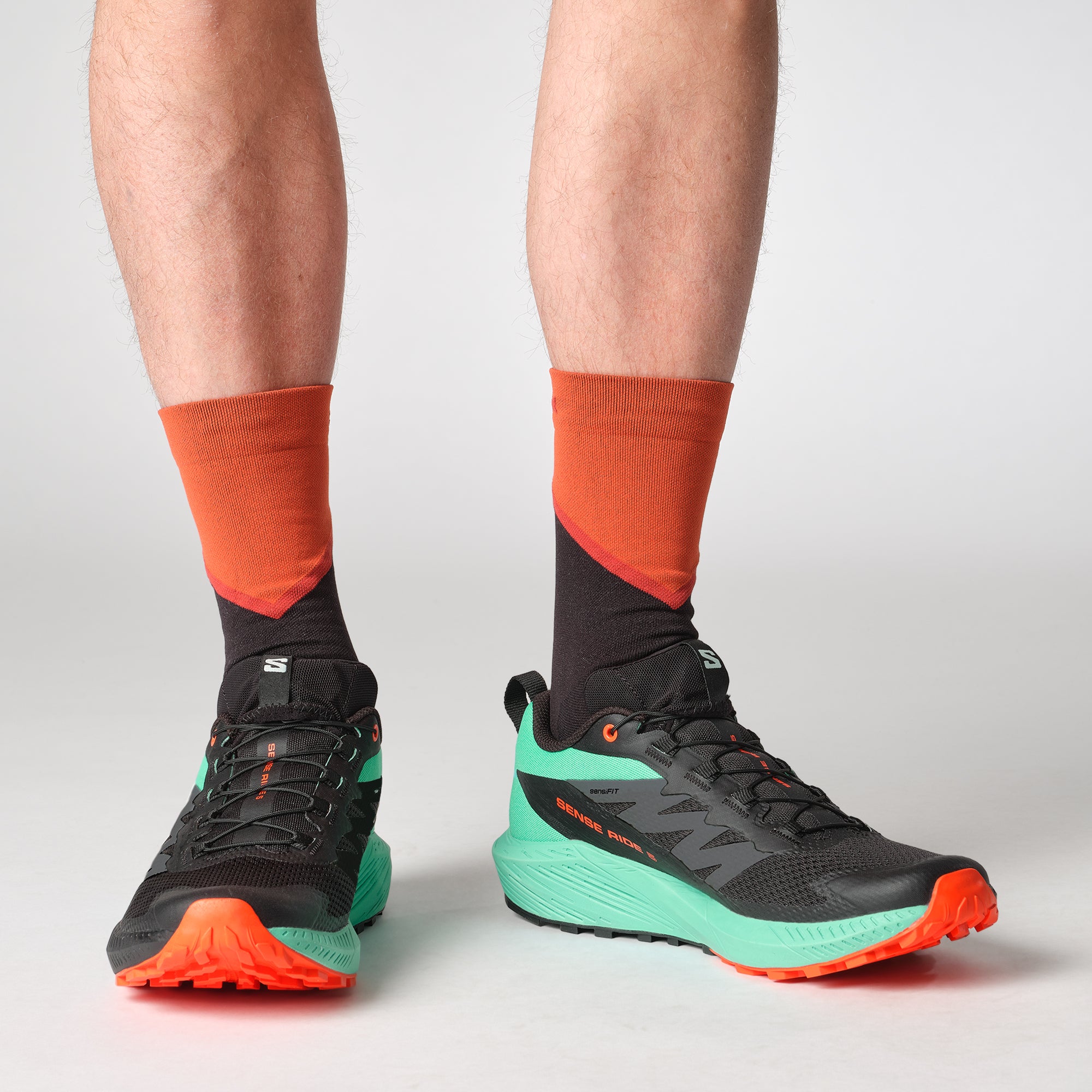 Black/Bay/Cherry Tomato