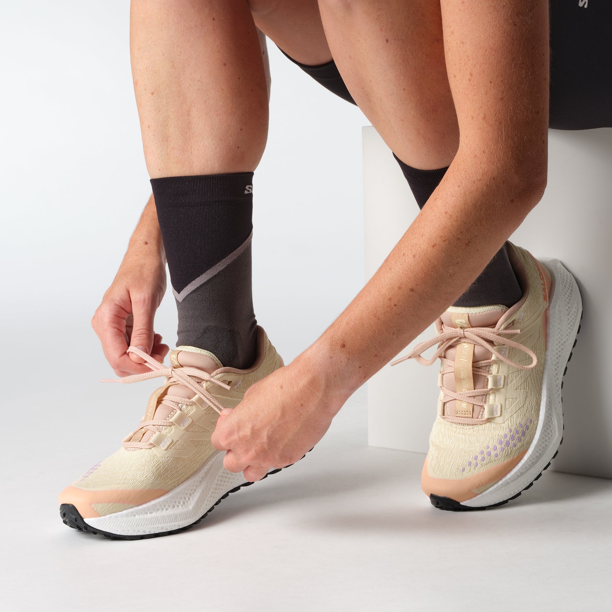Short Bread/White/Fusion Coral