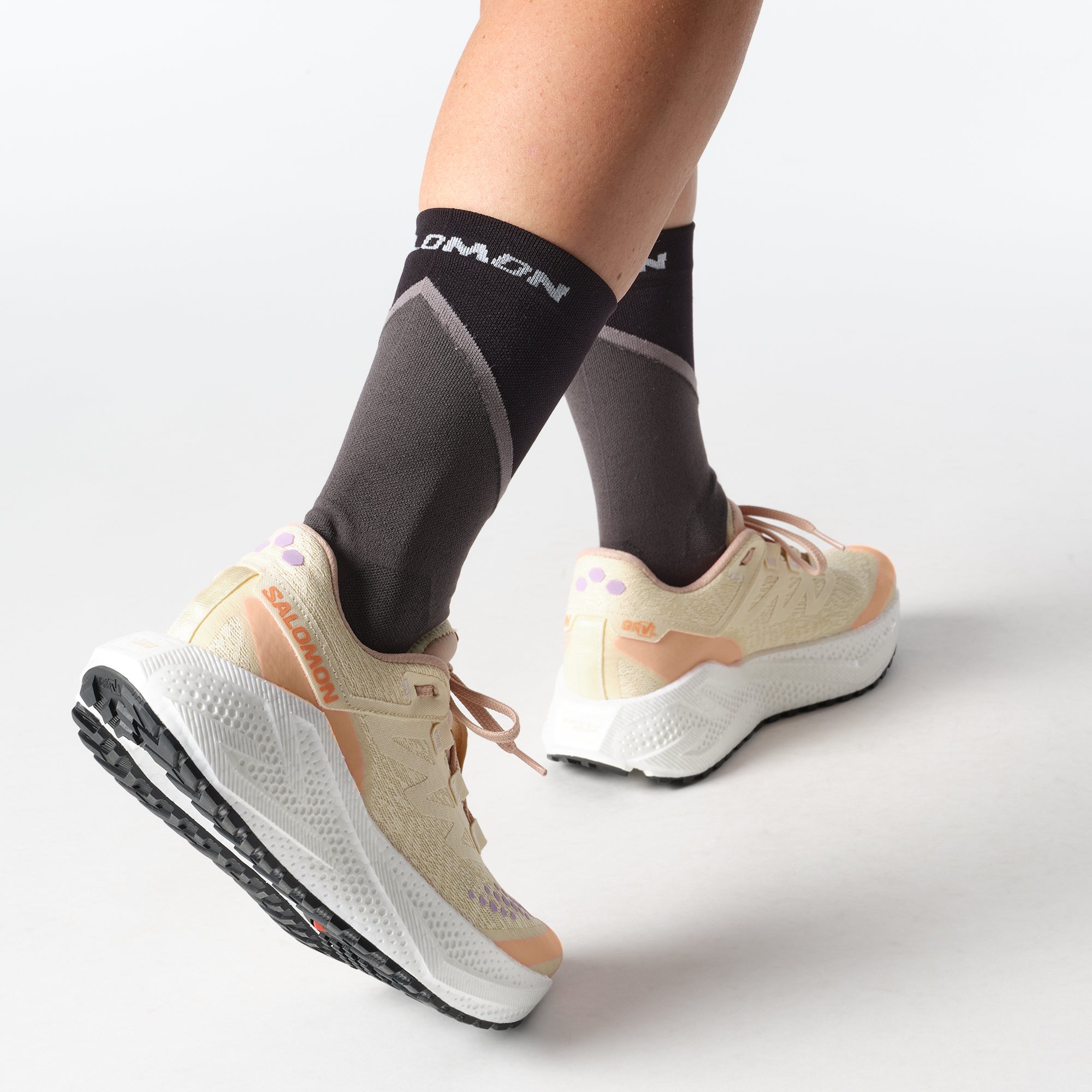 Short Bread/White/Fusion Coral
