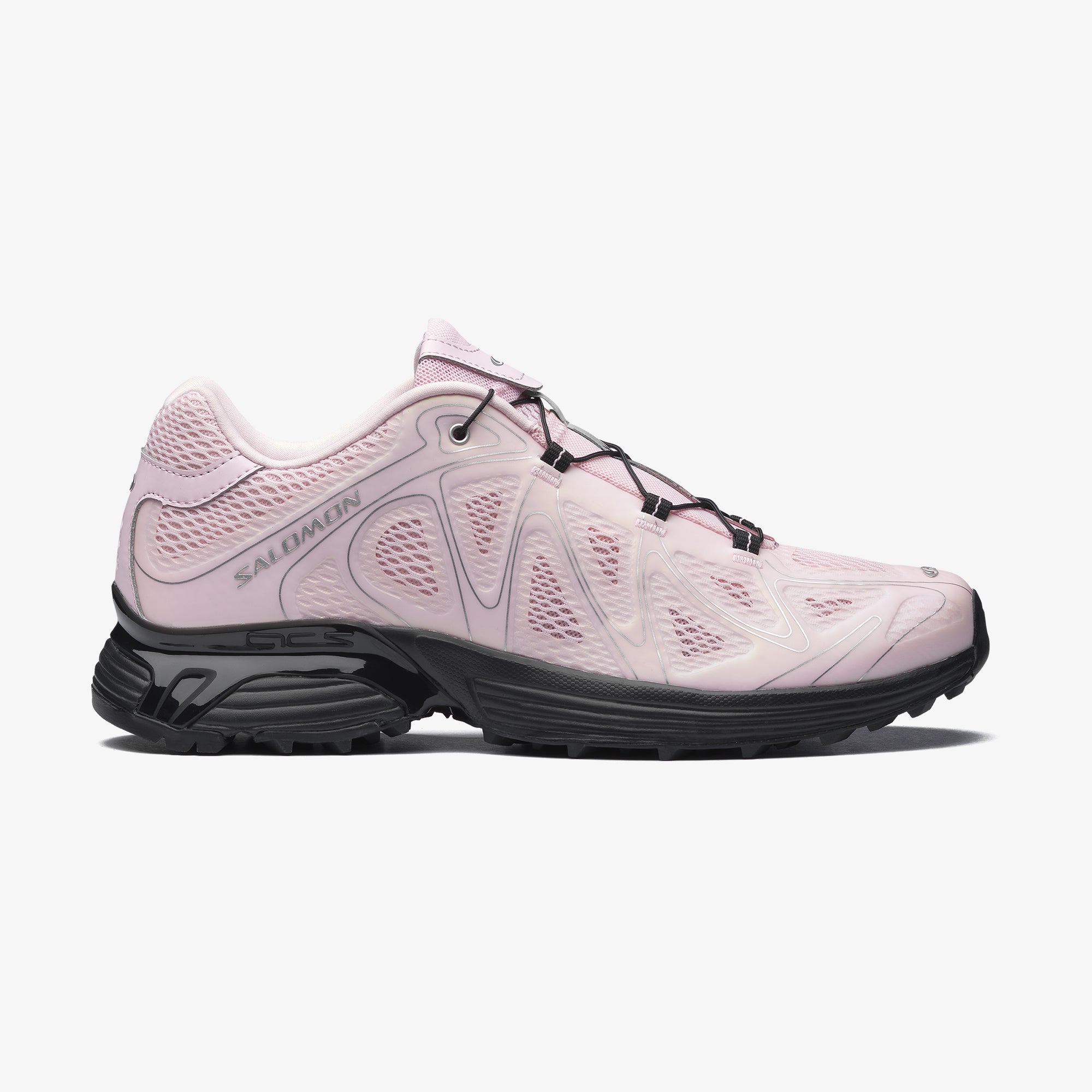 Salomon Sports XT-WHISPER VOID footwear with sleek design and durable material, suitable for outdoor activities.