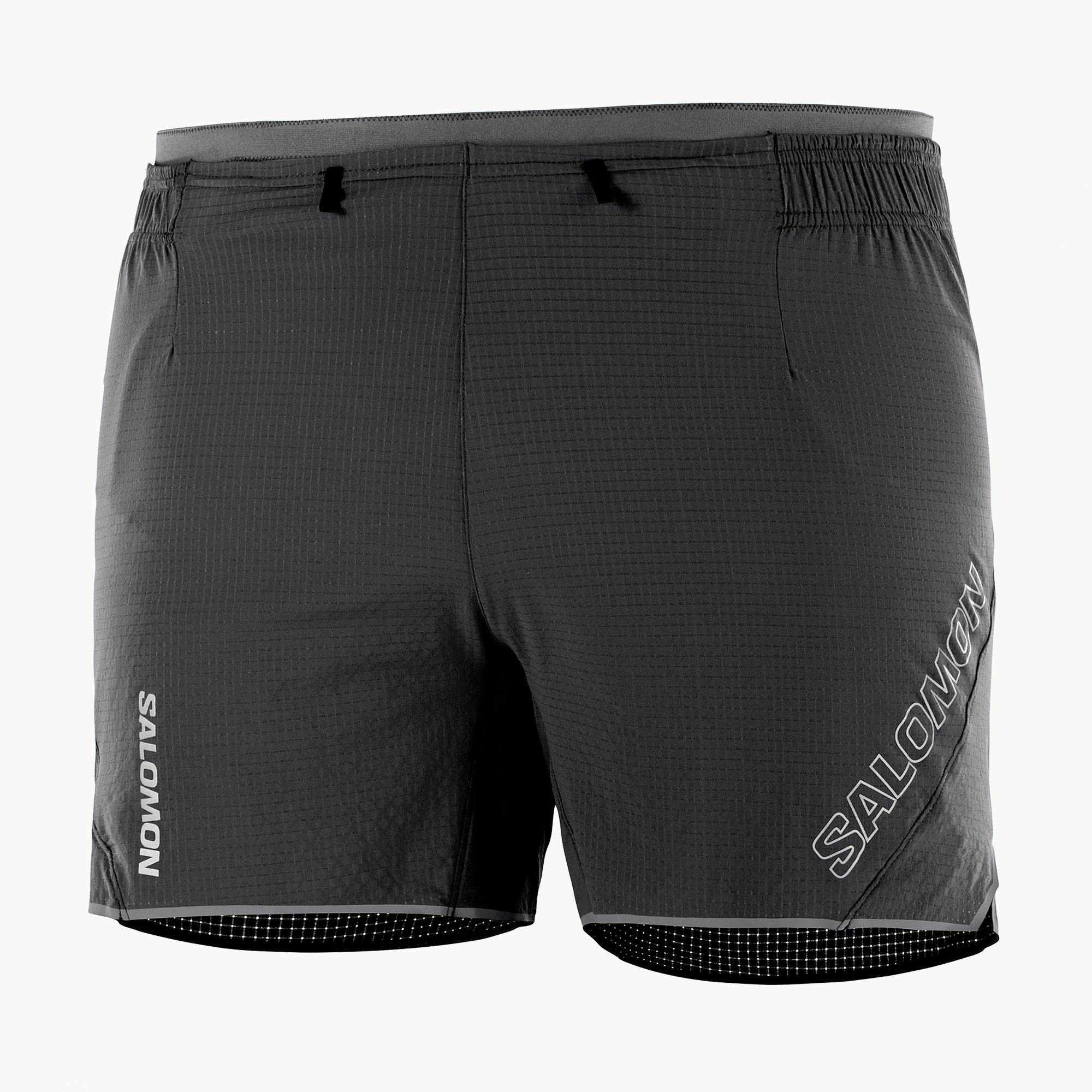 DEEP BLACK