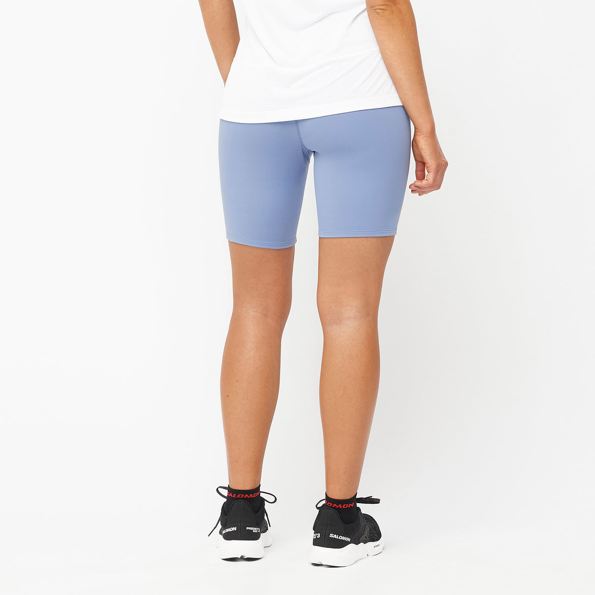 Salomon Sports CROSS MULTI 7-inch apparel showing a close-up of the sporty, lightweight fabric with detailed stitching.