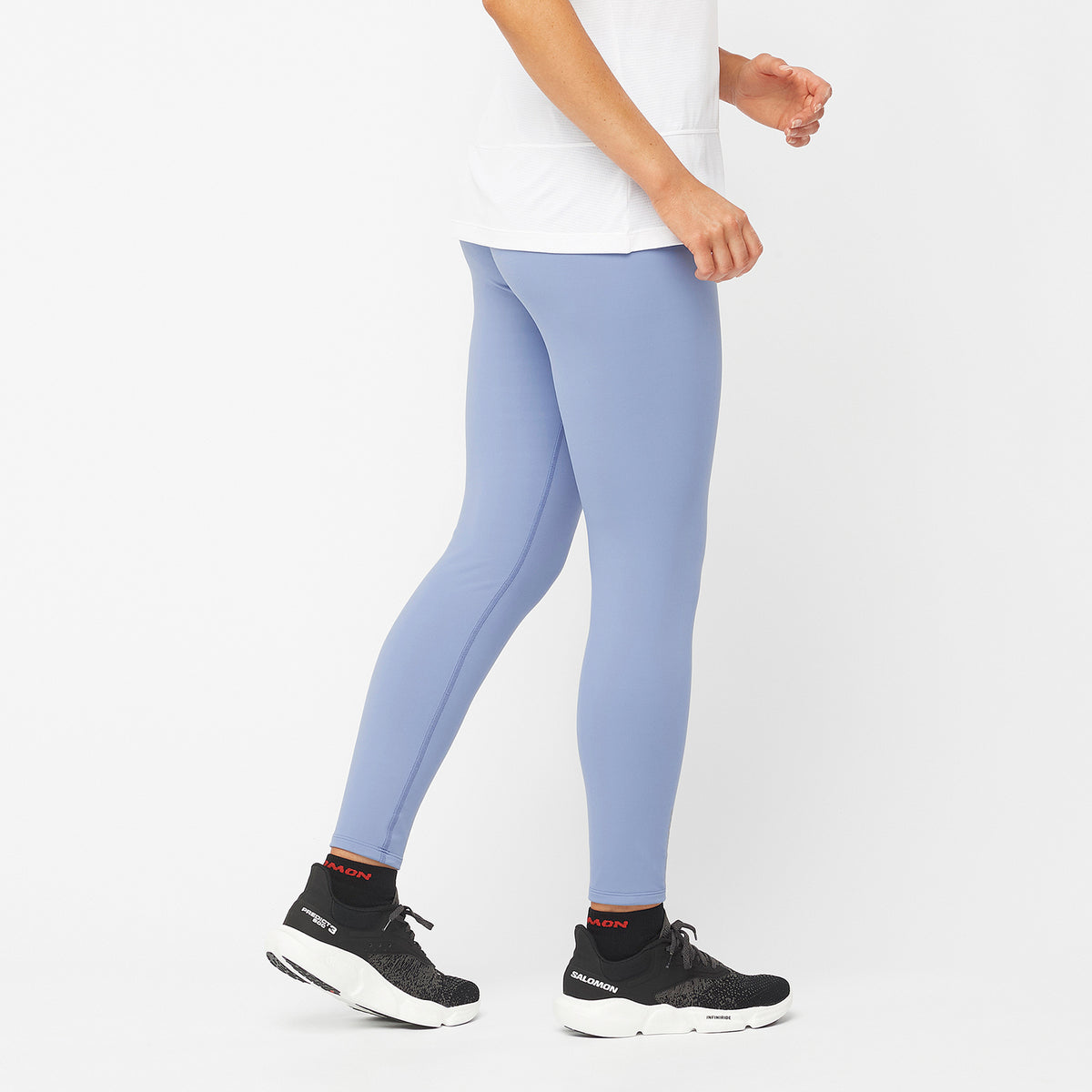 Salomon Sports CROSS MULTI 25-inch apparel with sleek design and durable fabric, ideal for outdoor activities.