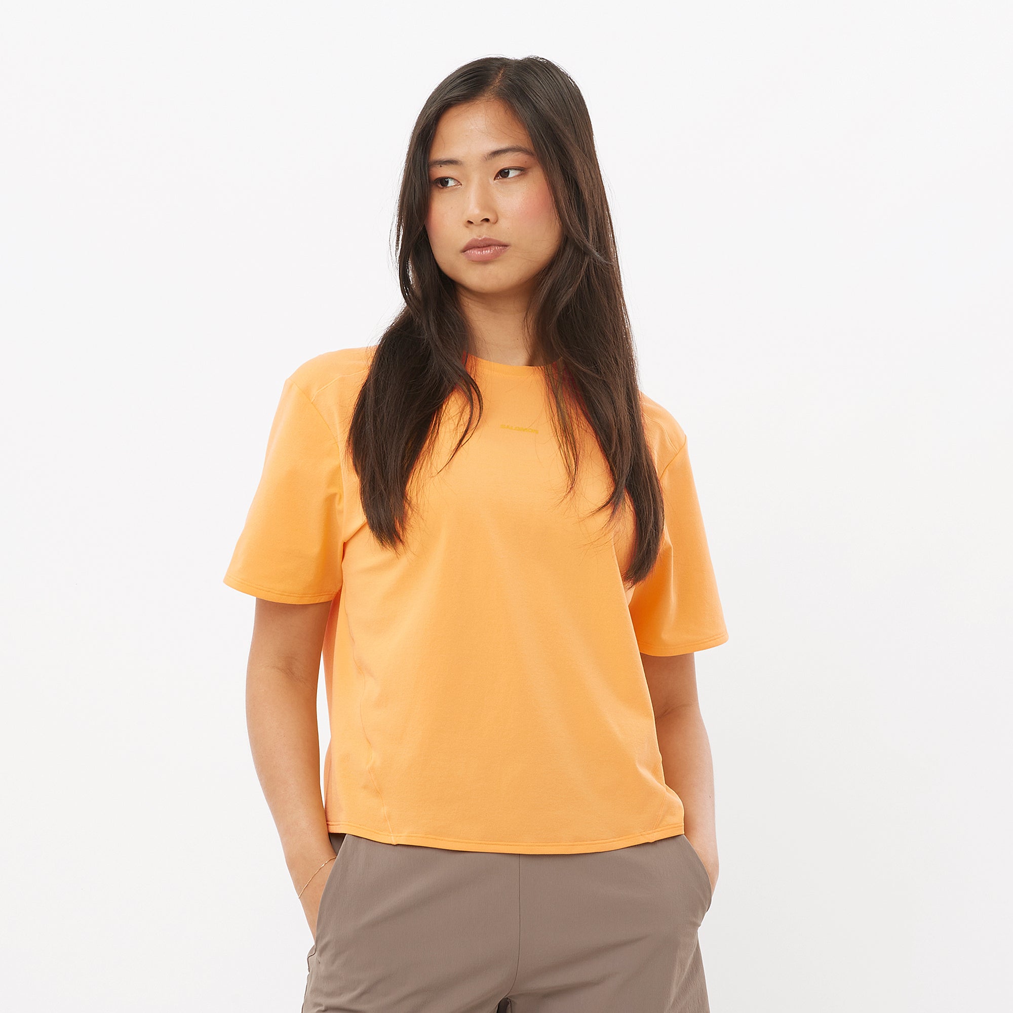 WARM APRICOT