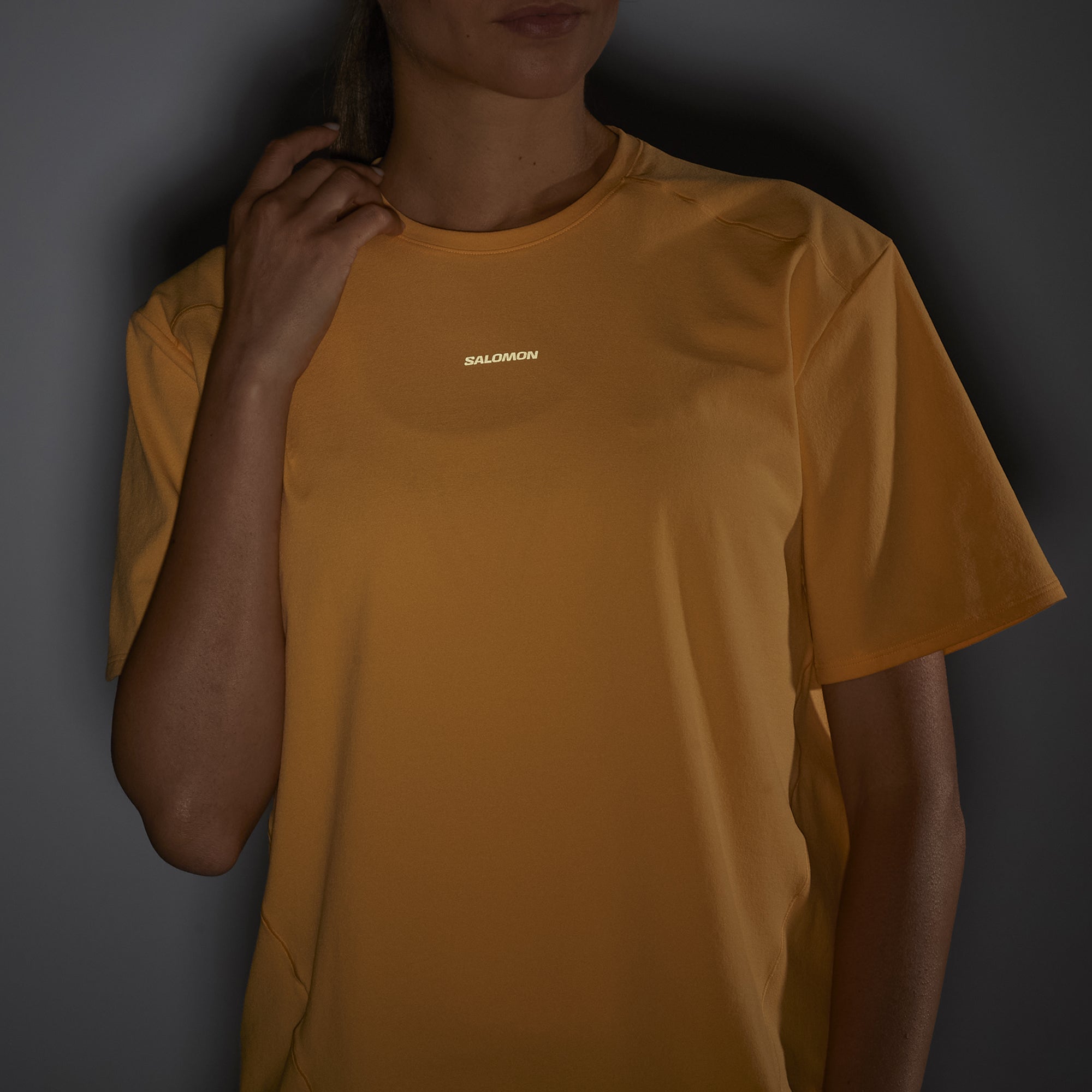 WARM APRICOT