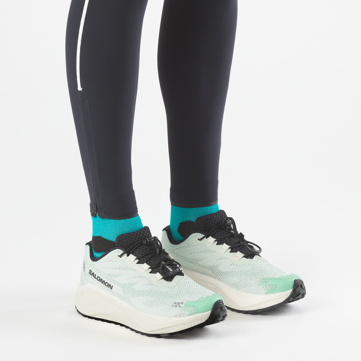 Clearly Aqua/Vanilla Ice/Black