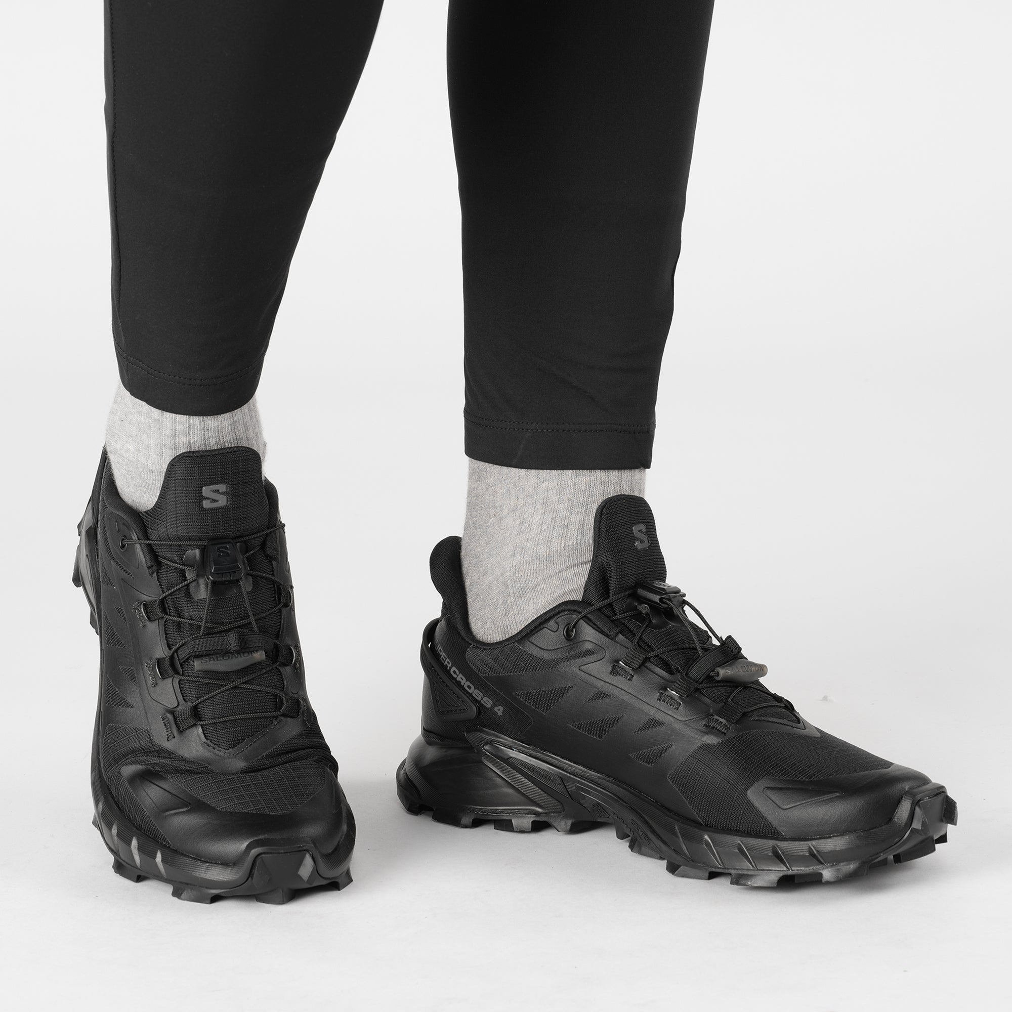 Black/Black/Black