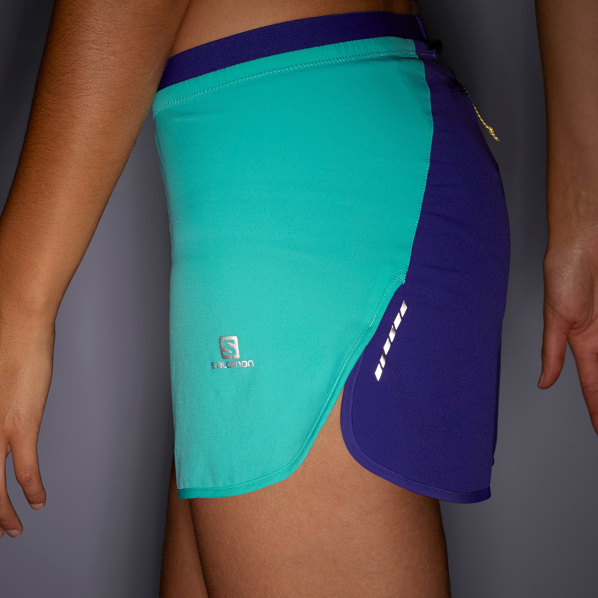 Pool Blue/Deep Blue