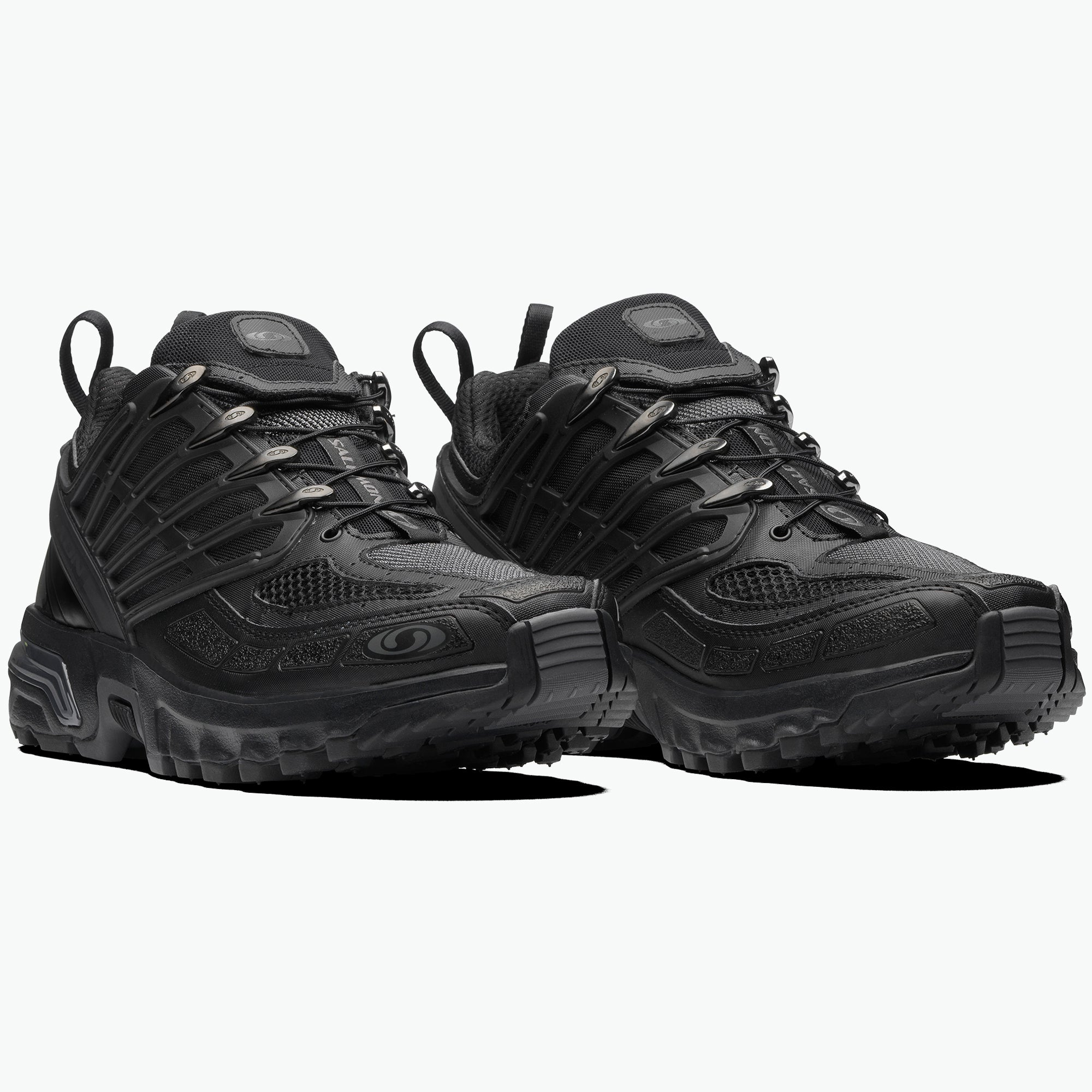 Black/Black/Black