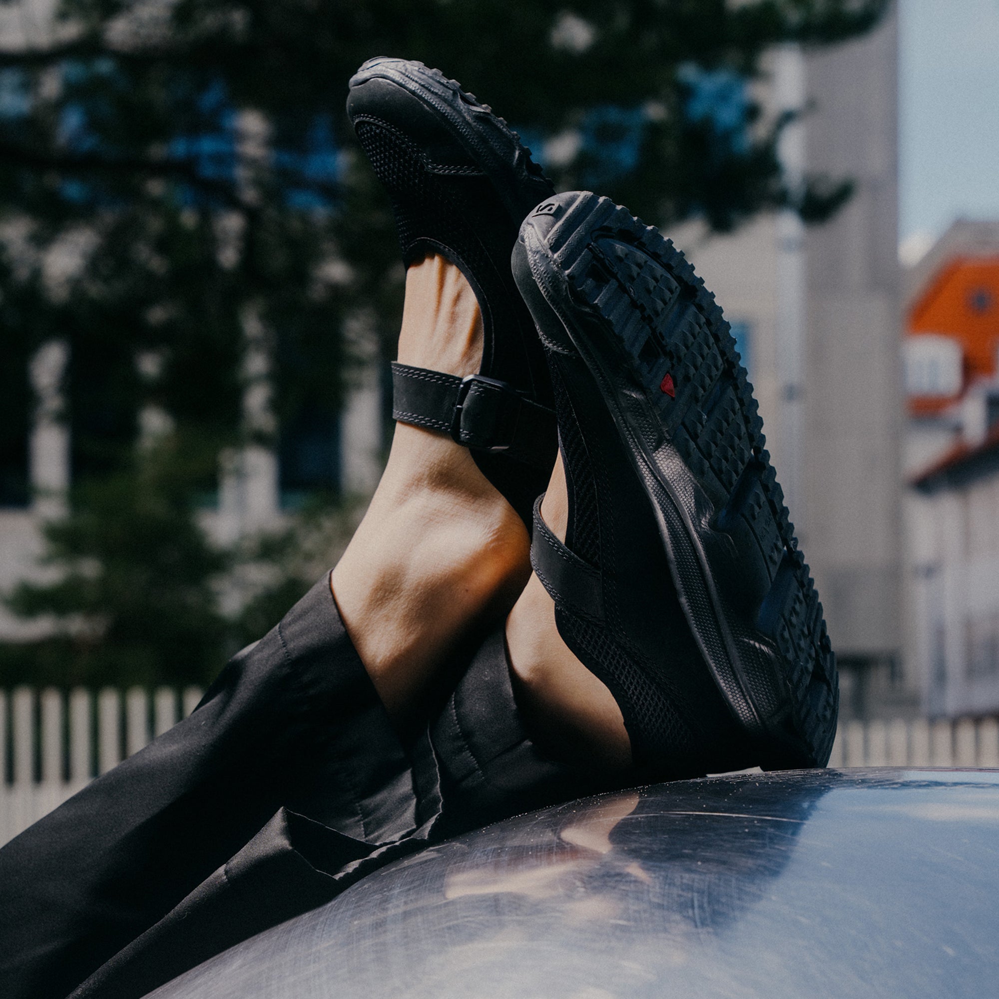Black/Black/Black