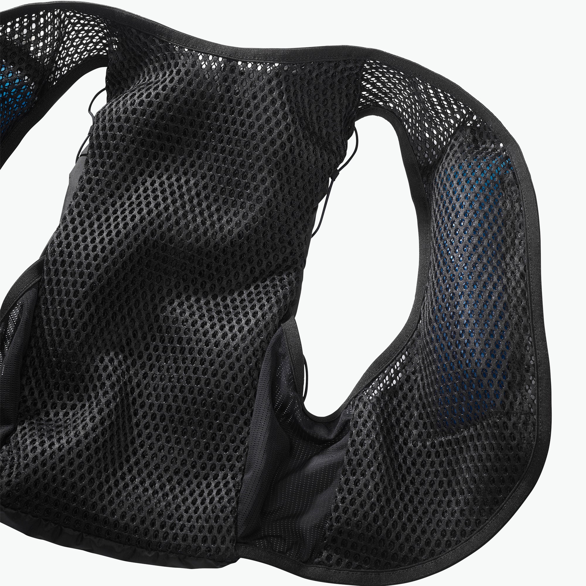 ACTIVE SKIN 12 | Ultra-Breathable Running Accessory | Salomon Sports