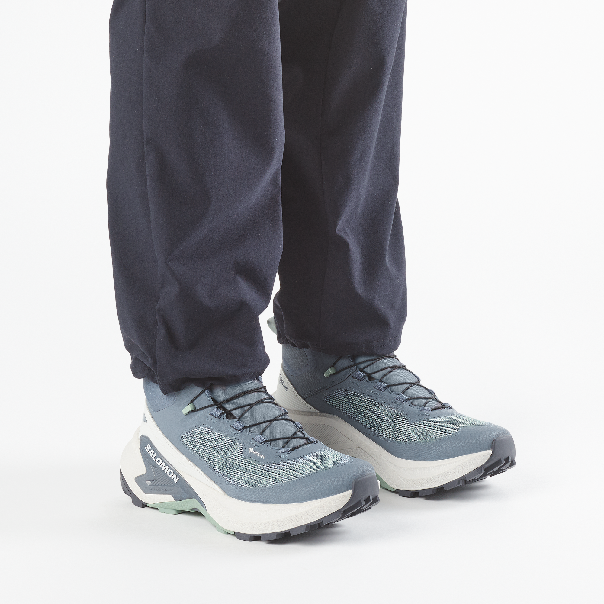 GENESIS MID GTX W Grisaille/Green Milieu/Nine Iron