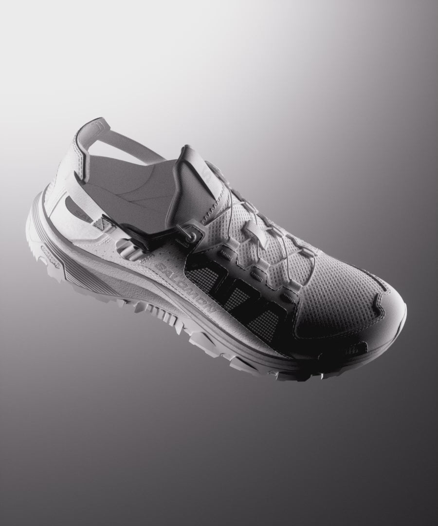 Black/Magnet/Monument