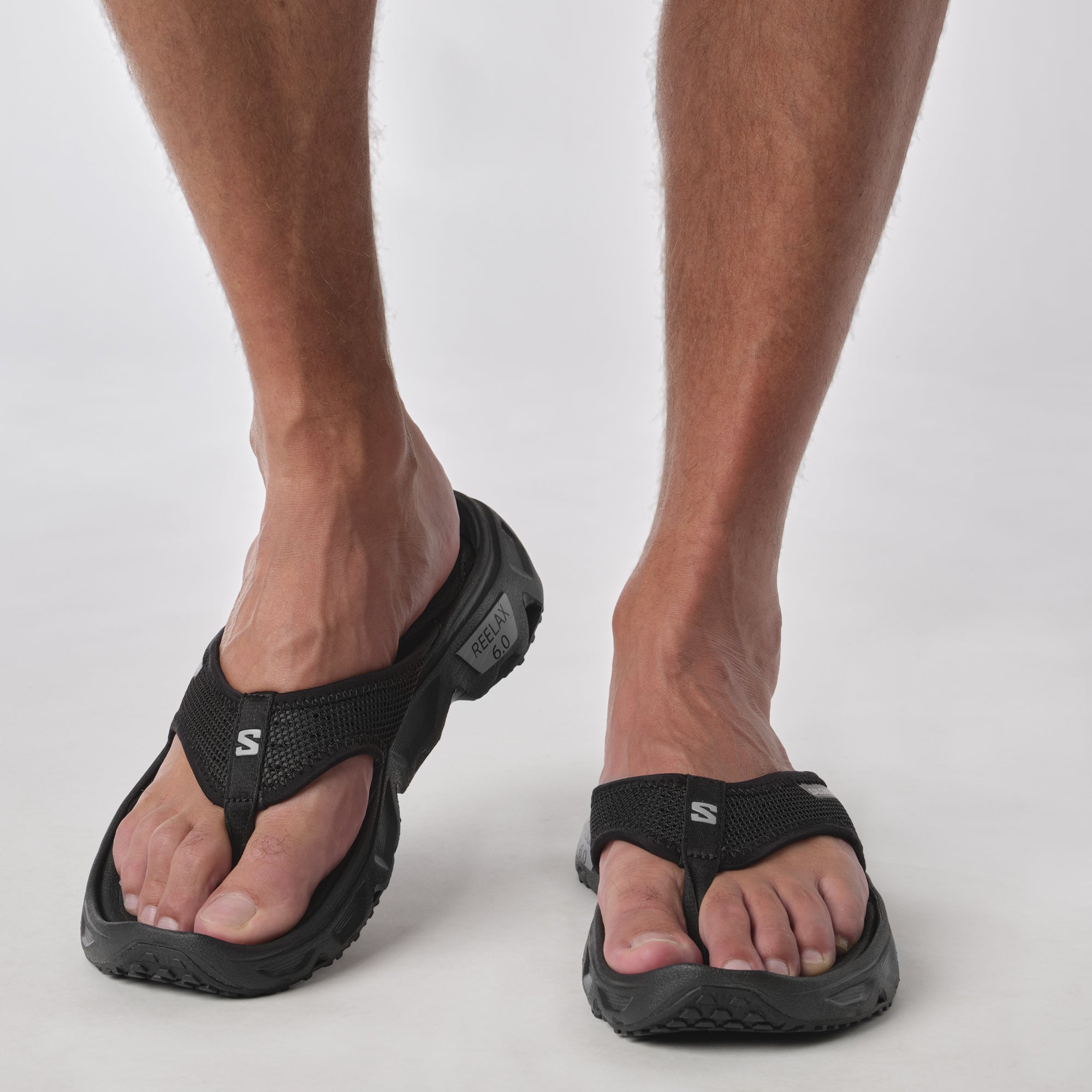 Salomon recovery on sale flip flops